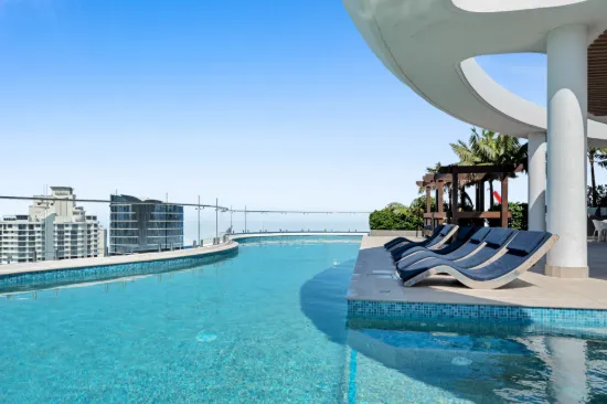 1804/28 Second Ave, Broadbeach, Qld 4218