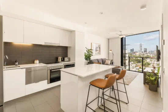 1807/10 Trinity Street, Fortitude Valley, Qld 4006