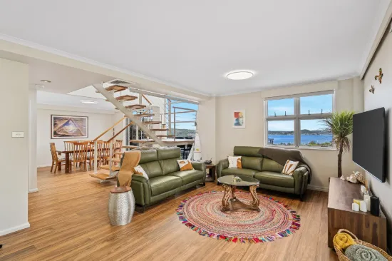 181/80 John Whiteway Drive, Gosford, NSW 2250-Image