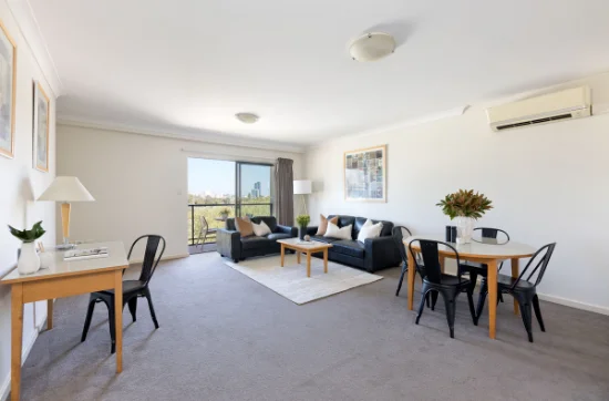 19/122 Mounts Bay Road, Perth, WA 6000