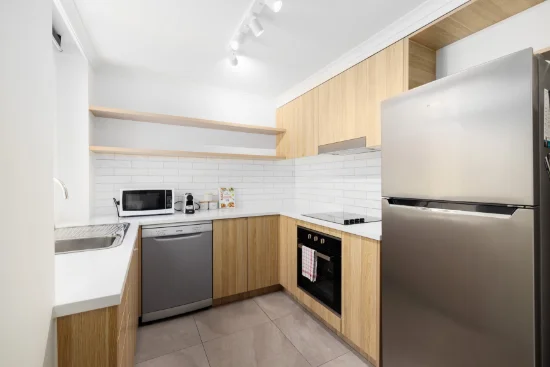 19/24 Hamilton Avenue, Surfers Paradise, Qld 4217-Image