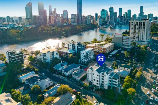 19/40 Bell Street, Kangaroo Point, Qld 4169