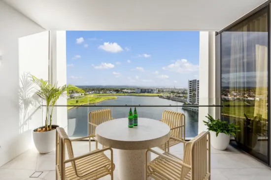 1901/2 The Lanes Boulevard, Mermaid Waters, Qld 4218