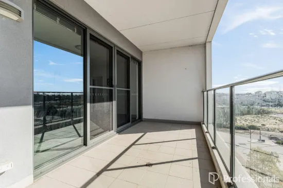 193/2 Signal Terrace, Cockburn Central, WA 6164-Image