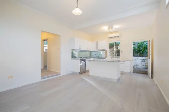 2/1 Henry Street, Merewether NSW 2291 - For Rent