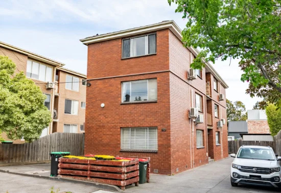 2/10 Eltham Street, Flemington, Vic 3031