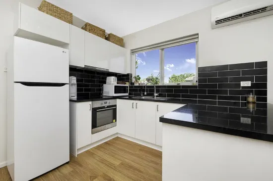 2/107 Hudsons Road, Spotswood, Vic 3015