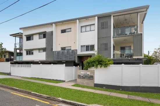 2/115 Richmond Road, Morningside, Qld 4170
