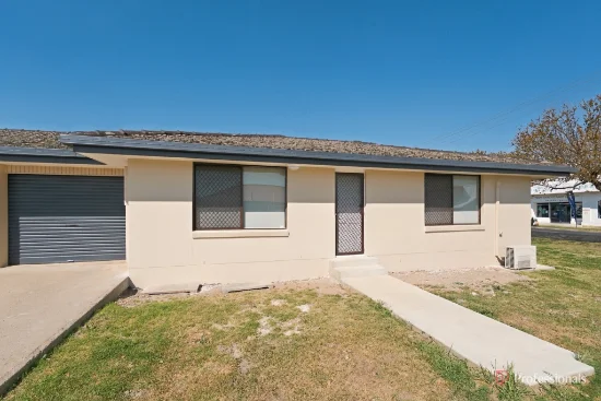 2/117 Taylor Street, Armidale, NSW 2350