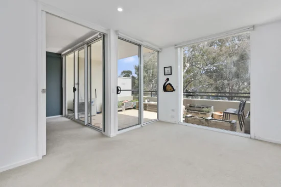 2/12 Challis Street, Dickson, ACT 2602-Image