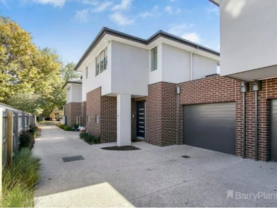 2/12 Jean St, Cheltenham, Vic 3192