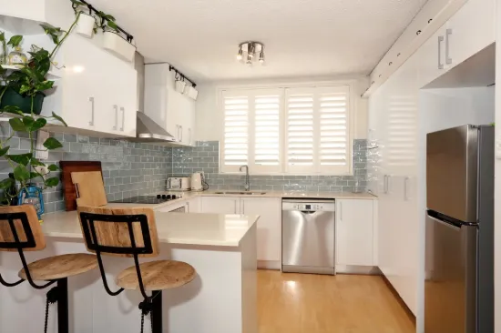 2/12 Second Avenue, Broadbeach, Qld 4218