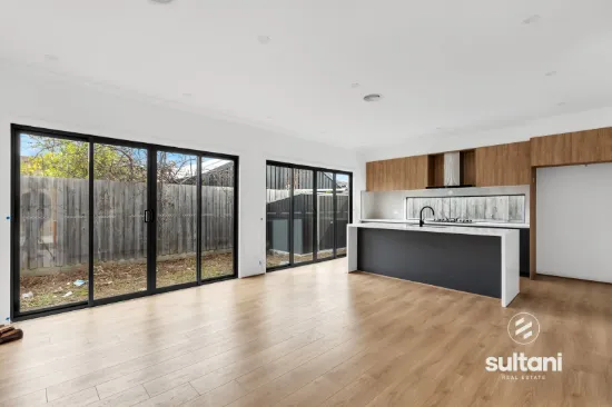 2/13 Banksia Street, Doveton, Vic 3177