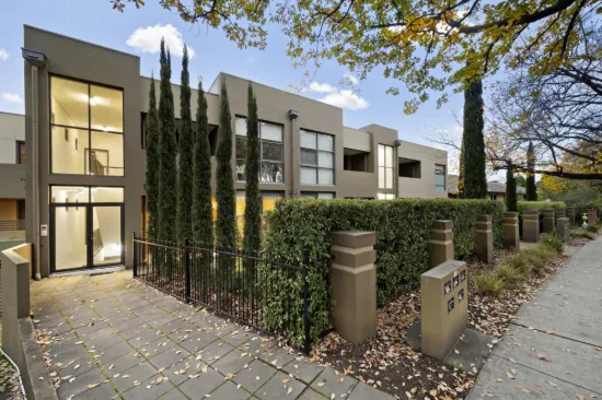 2/135 Limestone Avenue, Braddon, ACT 2612