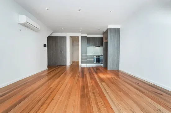2/14 Prendergast Lane, North Melbourne, Vic 3051