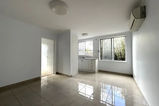 2/15 McCracken Avenue, Northcote, Vic 3070 - For Rent