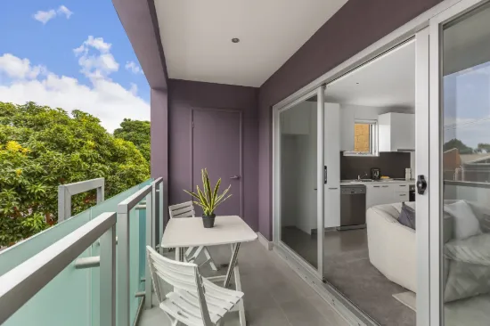 2/153 Barkly Street, Brunswick, Vic 3056
