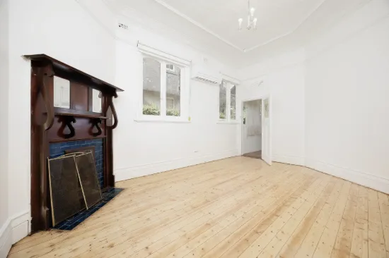 2/18a Gurner Street, St Kilda, Vic 3182