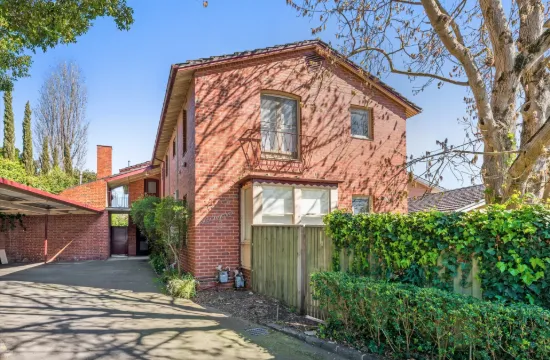2/1A Wimba Avenue, Kew, Vic 3101