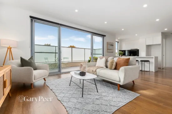 2/2 Allan Road, St Kilda East, Vic 3183
