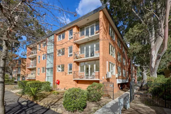 2/20 Wynnstay Road, Prahran, Vic 3181