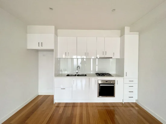 2/209C Wood Street, Preston, Vic 3072-Image