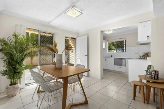 2/222 Stafford Road, Stafford, Qld 4053