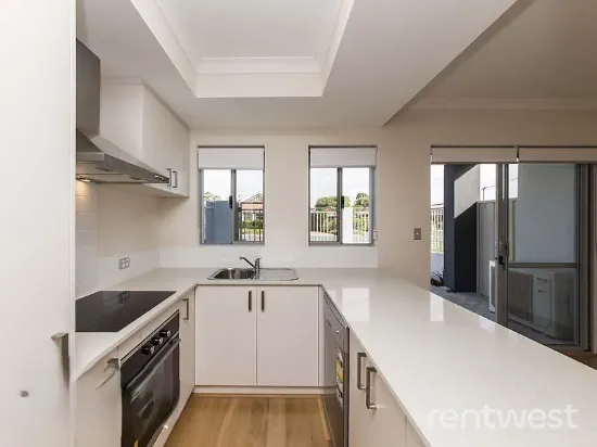 2/225 St Kilda Road, Kewdale, WA 6105