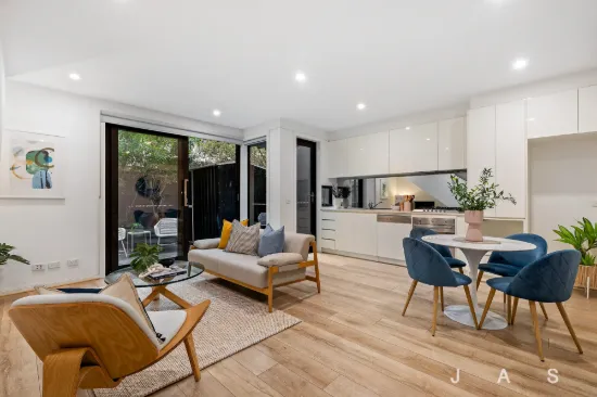 2/25 Somerville Road, Yarraville, Vic 3013