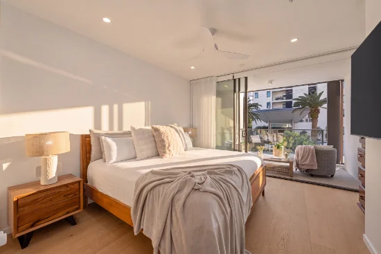 2/25 Woodroffe Avenue, Main Beach, Qld 4217-Image