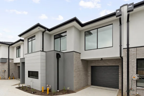 2/26 Scott Street, Cranbourne, Vic 3977 - For Rent