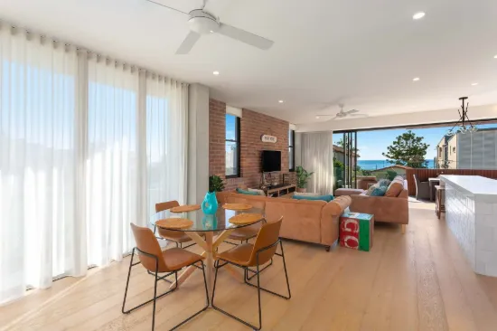 2/28 Jefferson Lane, Palm Beach, Qld 4221-Image