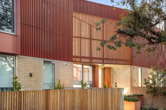 2/2A Spray Street, Elwood, Vic 3184