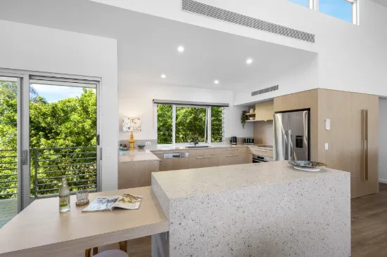 2/3 Corsair Crescent, Sunrise Beach, Qld 4567