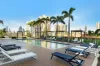2/31 Queensland Avenue, Broadbeach, Qld 4218-Image