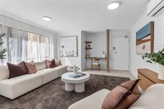 2/35 Chelsea Avenue, Broadbeach, Qld 4218-Image