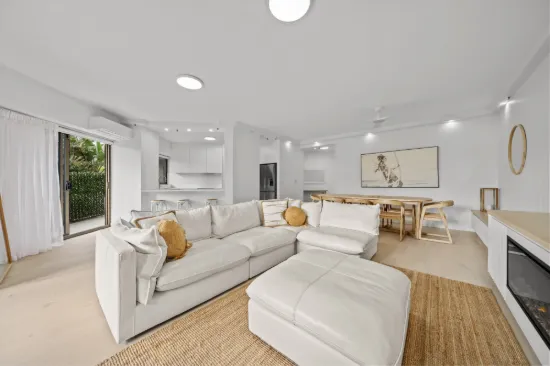 2/3554 Main Beach Parade, Main Beach, Qld 4217-Image