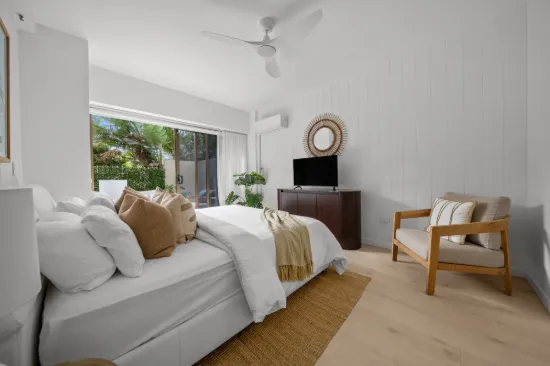 2/3554 Main Beach Parade, Main Beach, Qld 4217-Image
