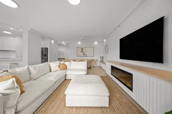 2/3554 Main Beach Parade, Main Beach, Qld 4217-Image