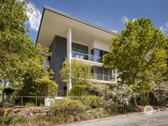 2/390 Simpsons Road, Bardon, Qld 4065