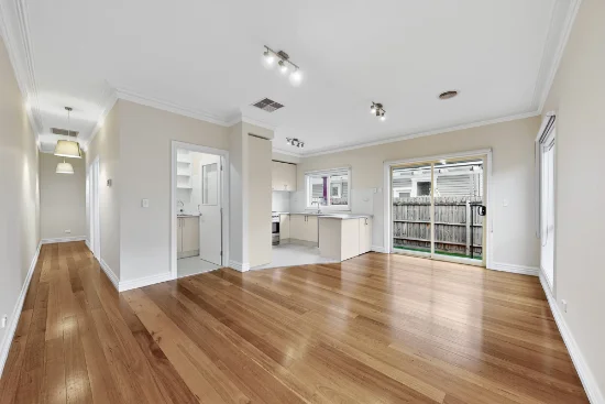 2/4 Eleanor Street, Footscray, Vic 3011