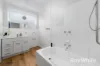 2/4 Kokaribb Road, Carnegie VIC 3163-Image