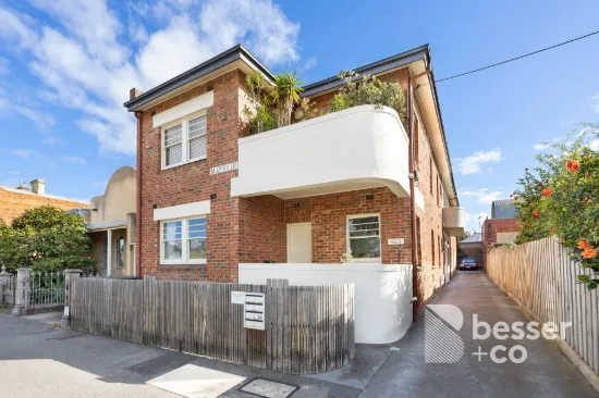 2/423 Canning Street, Carlton North, Vic 3054