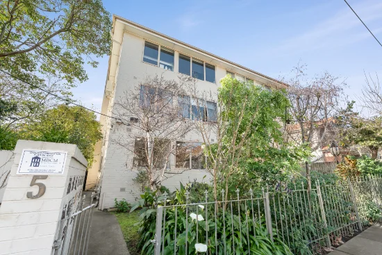 2/5 Gordon Street, Toorak, Vic 3142