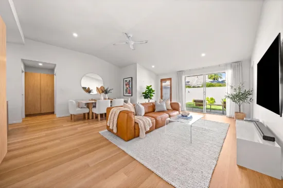 2/5 Logan Avenue, Miami, Qld 4220