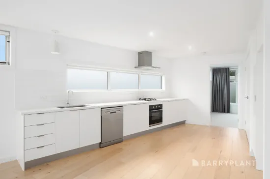 2/54 Barrabool Road, Highton, Vic 3216-Image