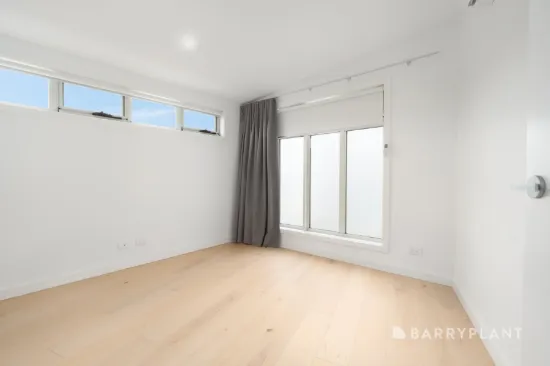 2/54 Barrabool Road, Highton, Vic 3216-Image
