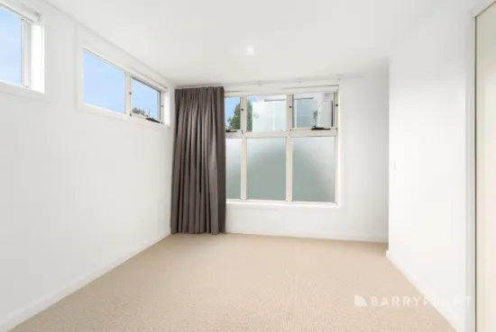 2/54 Barrabool Road, Highton, Vic 3216-Image