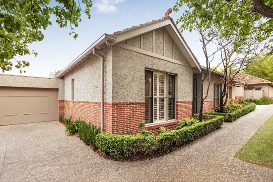 2/54 Warburton Road, Canterbury, Vic 3126 - For Sale