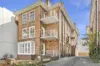 2/58 Toorak Road West, South Yarra, Vic 3141